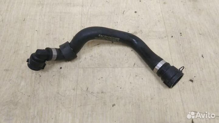 Патрубок (трубопровод, шланг) Mercedes-Benz A2135012082