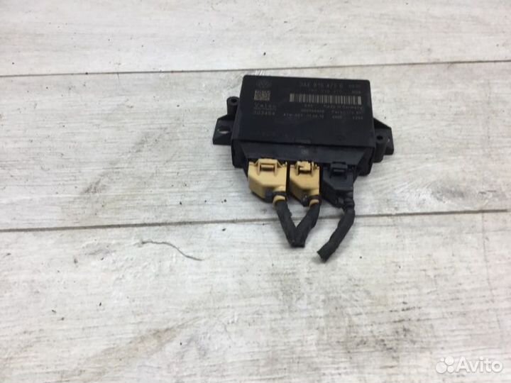 Блок управления парктроником Volkswagen Passat