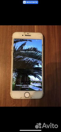 Телефон iPhone 7