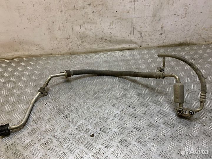 Трубка кондиционера Pontiac Vibe 1 1zzfe 2005