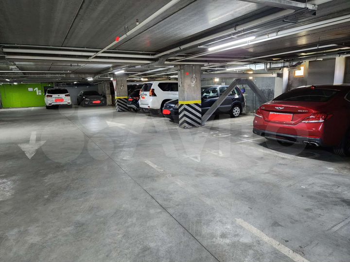 Машиноместо, 16 м²