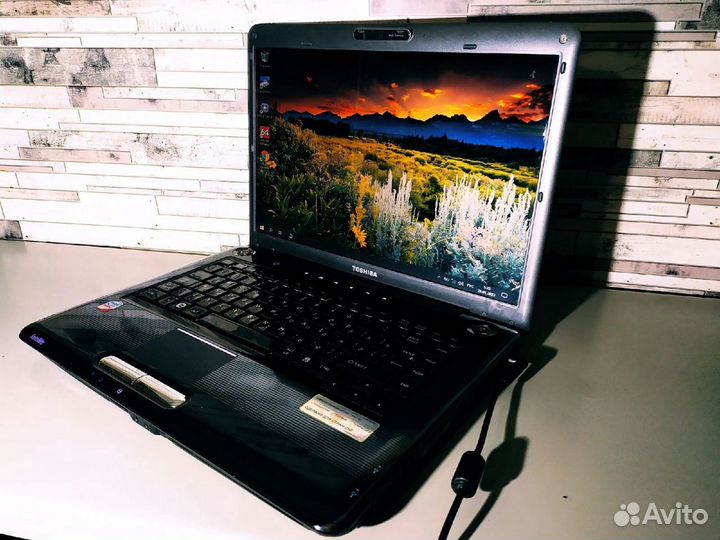 Toshiba A300-1JJ - 2 Ядра \ 2 Озу \ 512 Видео \ 80