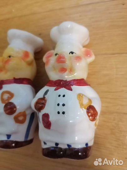 Фигурки солонка и перечница