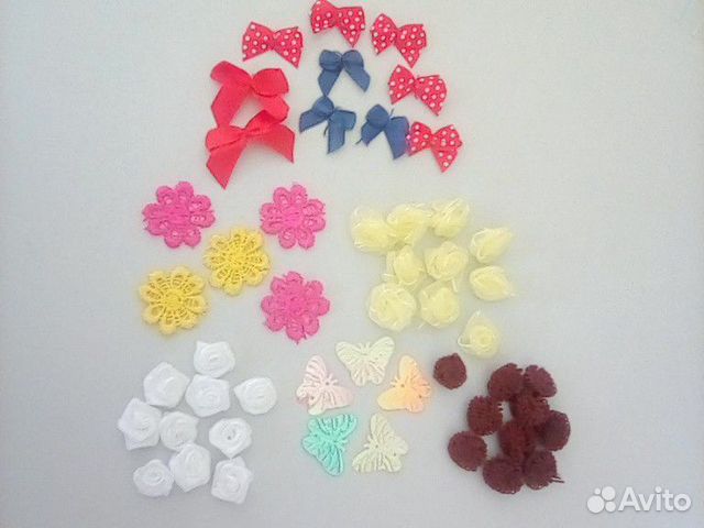 Наборы цветочков, бусин для детского творчества