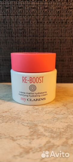 Матирующий крем для молодой кожи my clarins