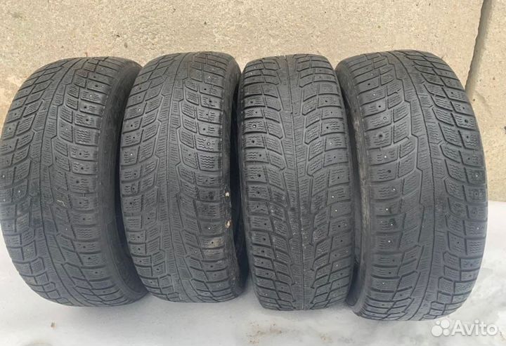 Michelin X-Ice North 215/65 R16