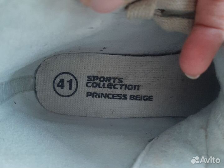 Коньки фигурные 41рр