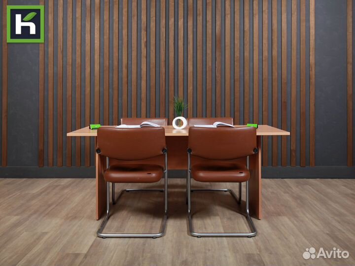 Стол для переговоров