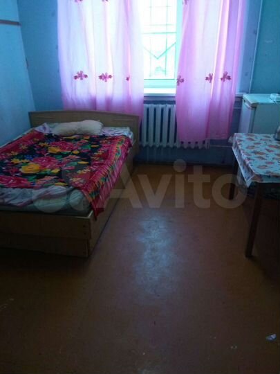 Комната 15 м² в 4-к., 1/9 эт.