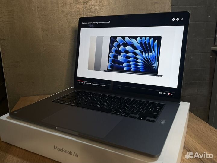 Macbook air 15 m2 8 256