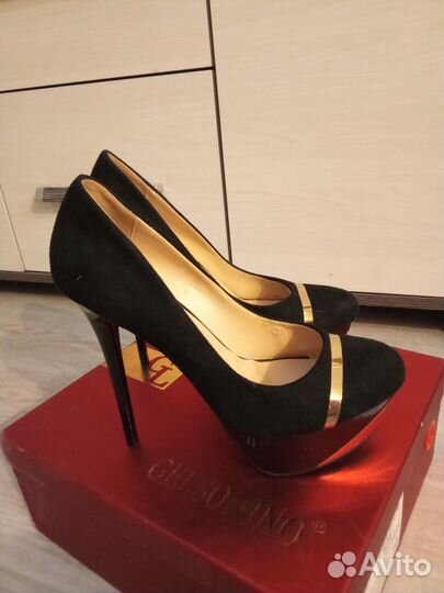 Туфли женские