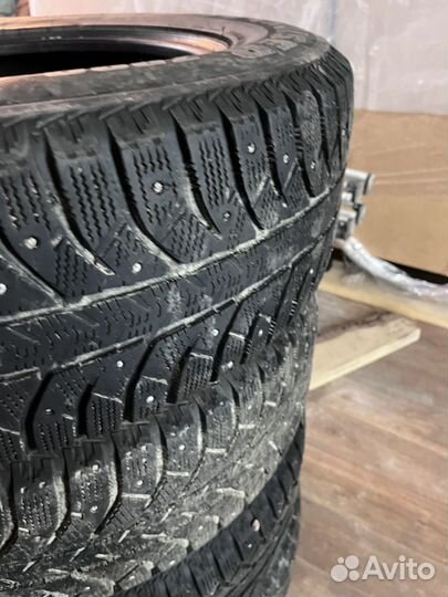 Bridgestone Ice Cruiser 7000 225/65 R17