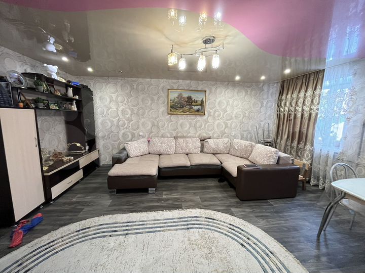 4-к. квартира, 84 м², 3/5 эт.