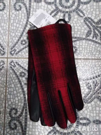 Перчатки reserved Новые