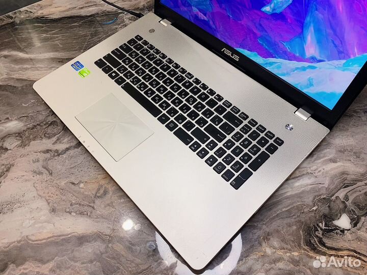Asus N76VZ (Core i7 3gn/GT 740/ram 8gb/ssd)