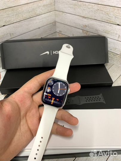 Часы Apple Watch 8 Nike