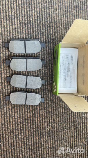 Продам тормозные колодки