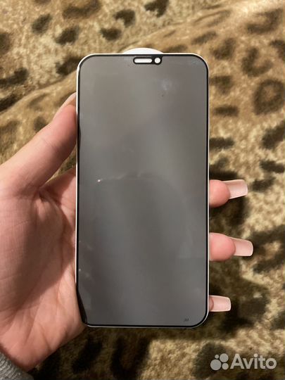 Защитное стекло iPhone 11