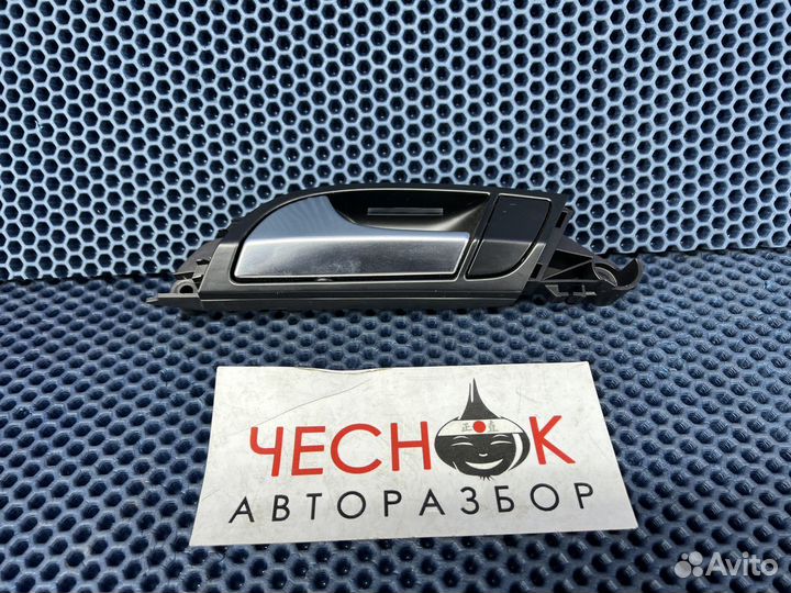 Ручка внутренняя передней левой двери Audi Q7