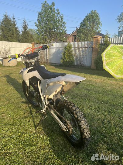 Мотоцикл BSE Z1
