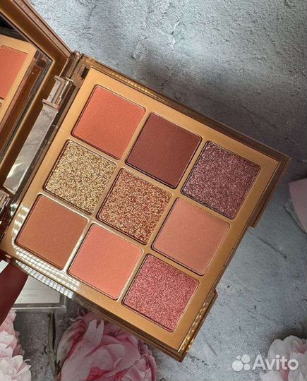 Huda beauty палетка nude