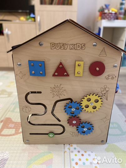 Бизиборд бизидом