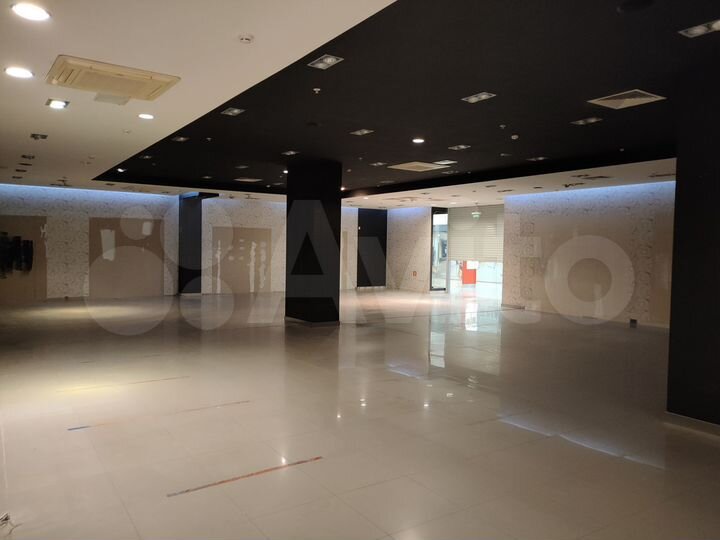 Торговая площадь в трц июнь от собственника