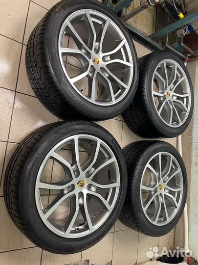 Оригинальные разноширокие диски Porshe Cayenne E3