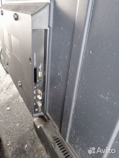 Телевизор на запчасти