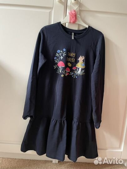 Платье 140 р