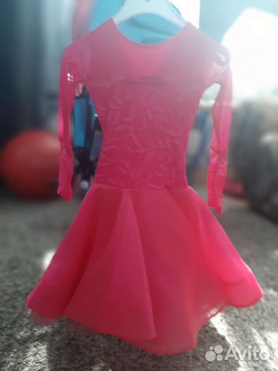 Платье для бальных танцев