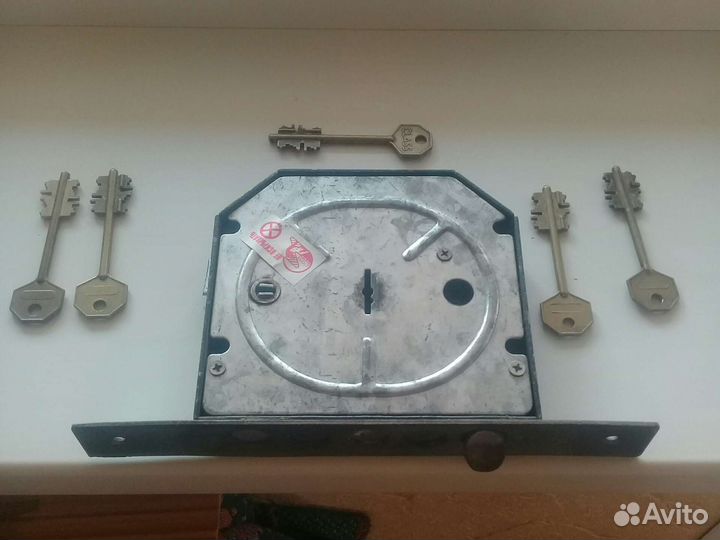 Дверной замок