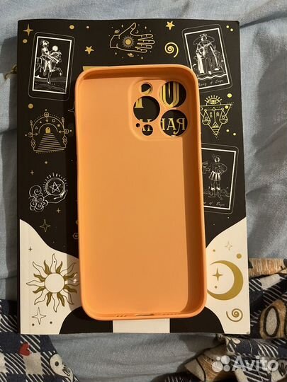 Чехол на iPhone 13 pro стеклянный