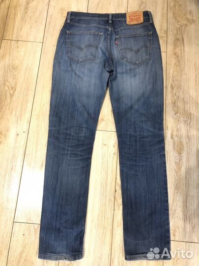 Джинсы Levis Slim fit