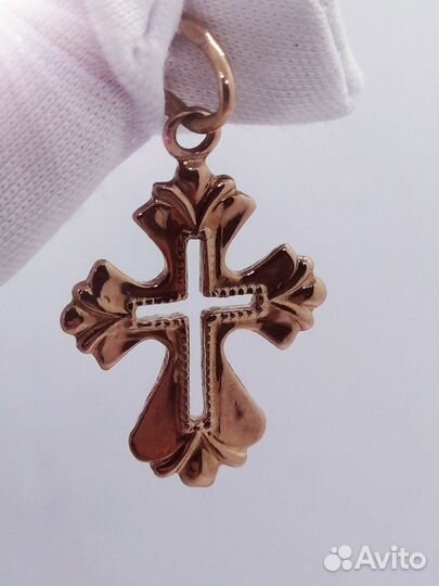 Золотая подвеска