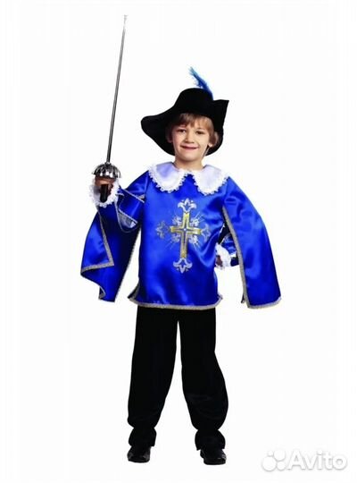 Карнавальные костюмы медведь, волк, мушкетер