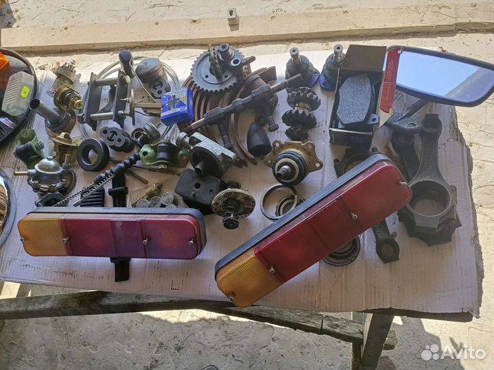 Запчасти на москвич 2140