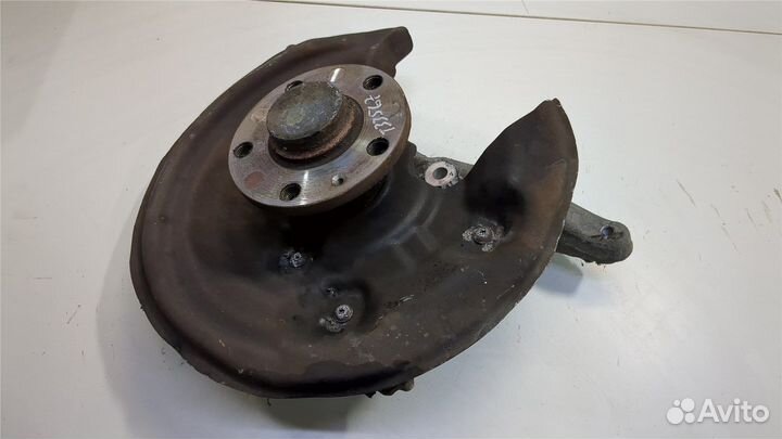 Ступица (кулак, цапфа) Volkswagen Passat 6, 2006