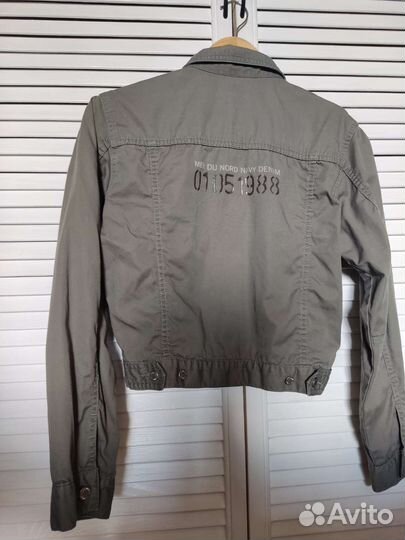 Летняя молодёжная одежда. 44 р