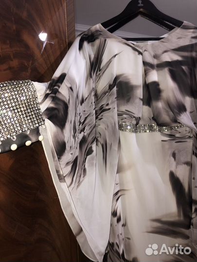 Платье вечернее