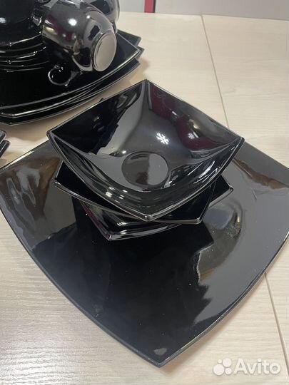 Черный сервиз