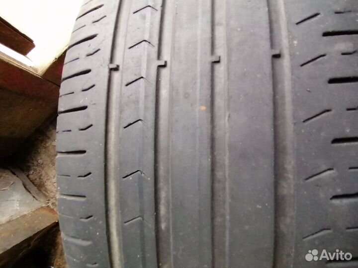 Continental ContiPremiumContact 5 SUV 225/60 R17 99V