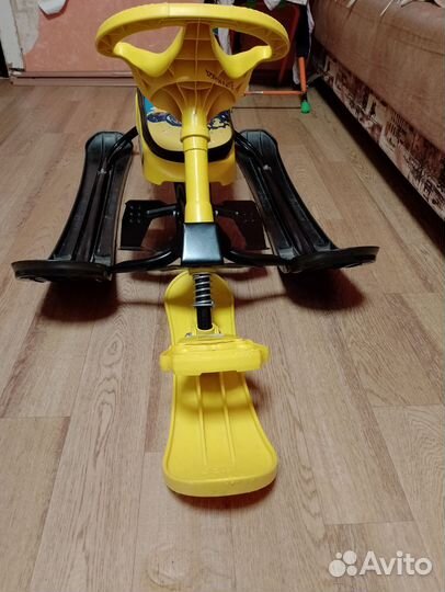 Детский снегокат с ручкой