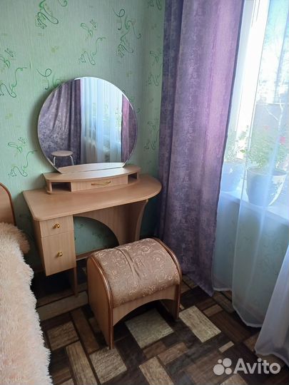 Продам спальный гарнитур б/у