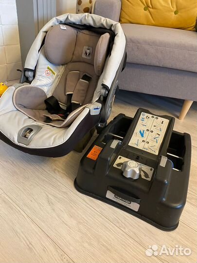 Водитель на личном легковом автомобиле