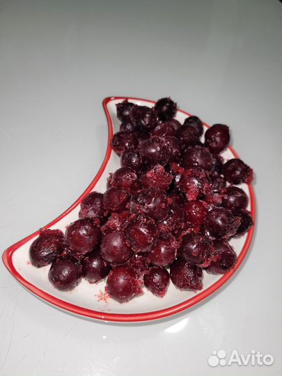 Вишня,смородина, малина замороженная садовая