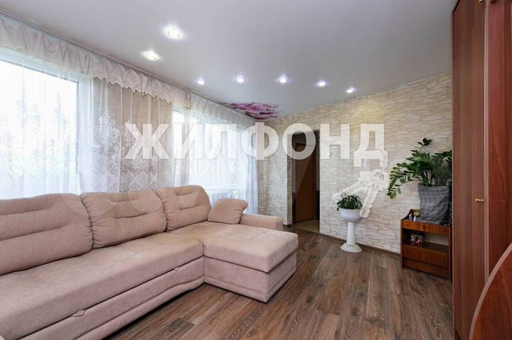 5-к. квартира, 95 м², 5/9 эт.