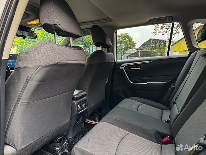 Toyota RAV4 2.0 CVT, 2021, 39 000 км