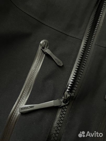 Куртка Arcteryx Aplha SV