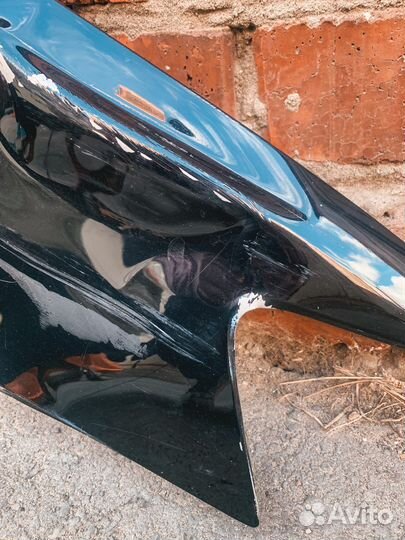 Крыло переднее правое на mitsubishi lancer 10